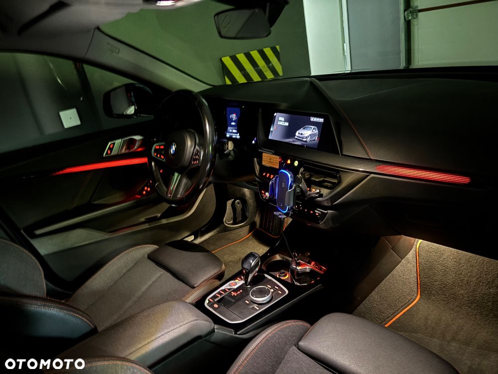 BMW Seria 1 118i Sport Line - 18
