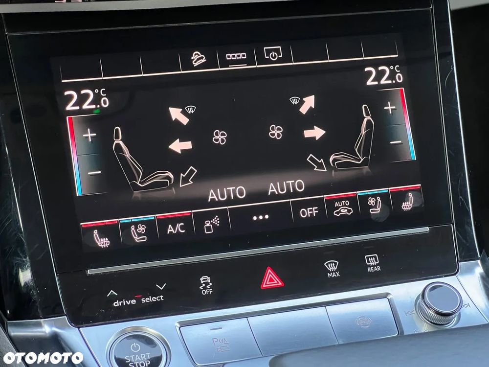 Audi e-tron 55 Quattro S Line - 30
