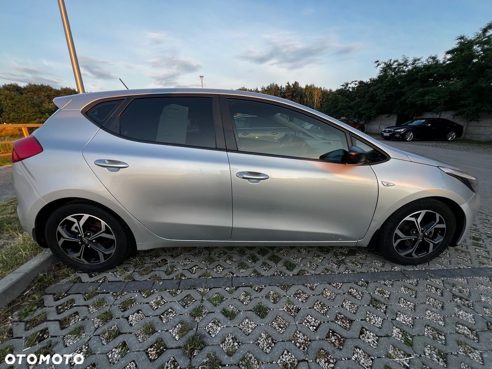 Kia Ceed Cee'd 1.4 CRDi S - 8