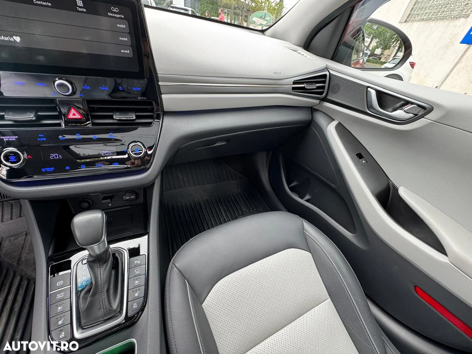 Hyundai IONIQ Plug-in-Hybrid 1.6 GDI Premium - 15