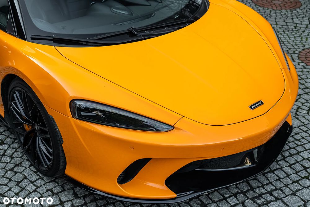 McLaren GT - 6