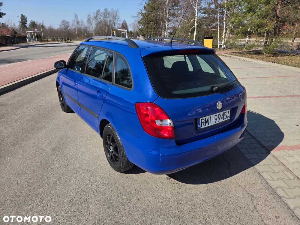 Skoda Fabia 1.4 16V Ambiente - 6