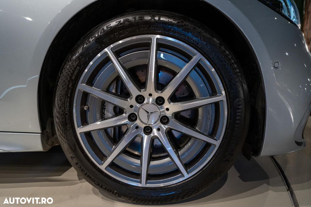 Mercedes-Benz C - 19