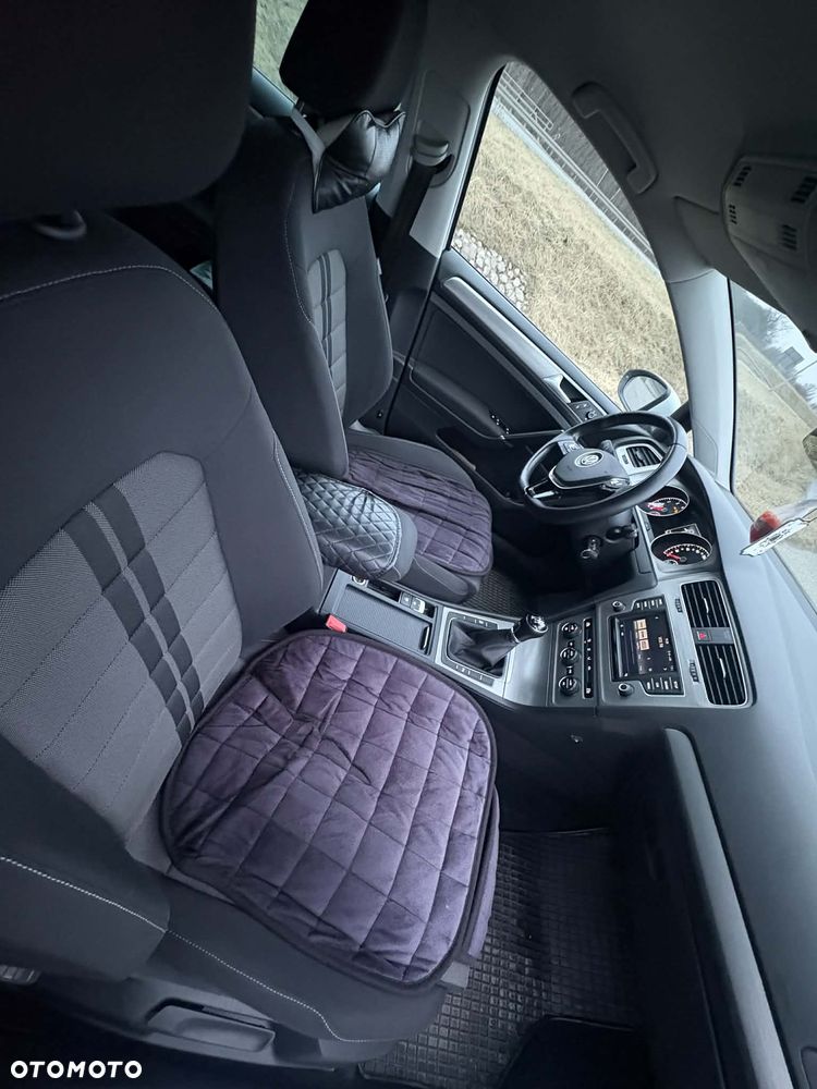 Volkswagen Golf 1.2 TSI BMT Comfortline - 3