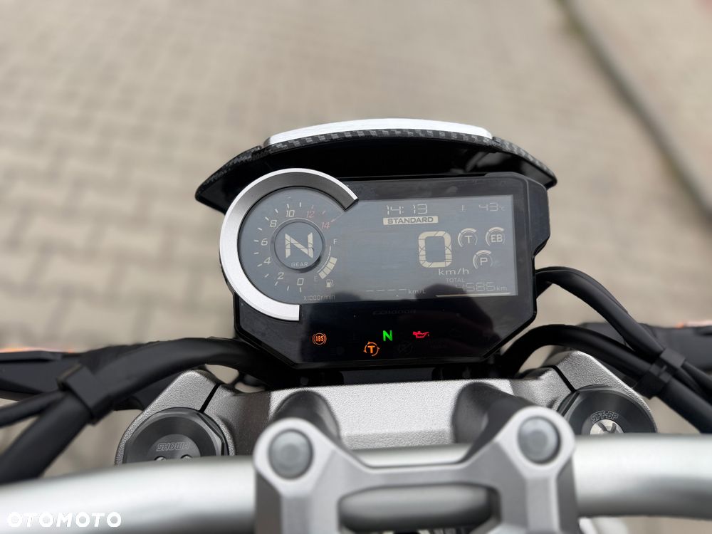Honda CB - 28