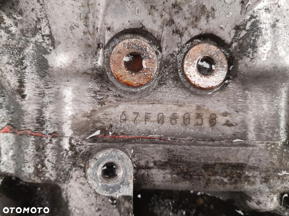 TOYOTA AVENSIS T25 SKRZYNIA BIEGÓW MANUALNA 2.2 DIESEL - 2