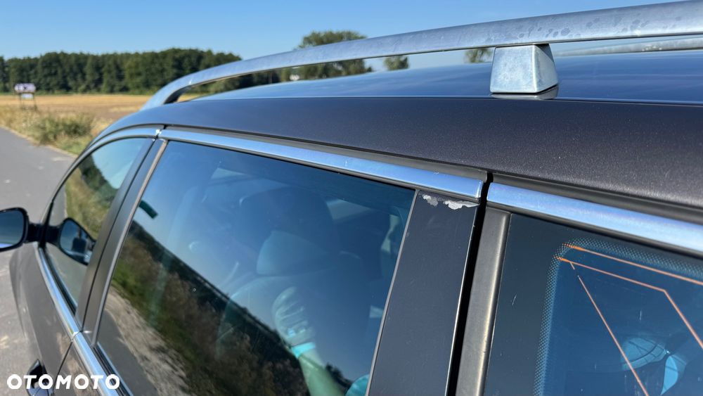Volkswagen Passat 2.0 TDI DPF Highline - 17