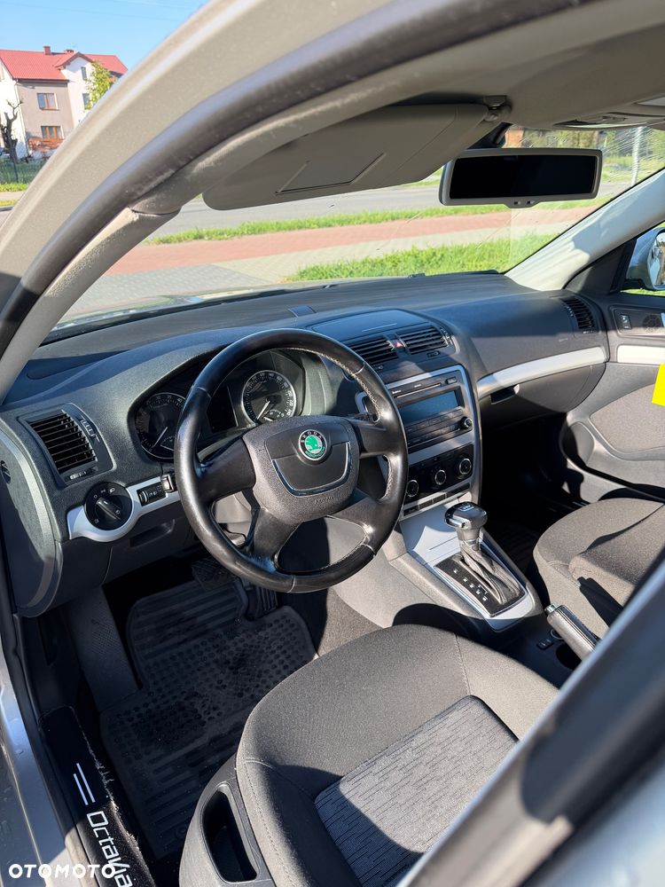 Skoda Octavia 1.6 TDI Classic DSG - 15