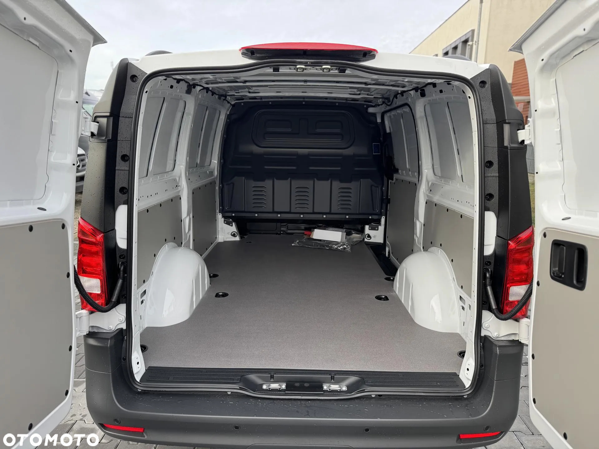 Mercedes-Benz Vito - 8