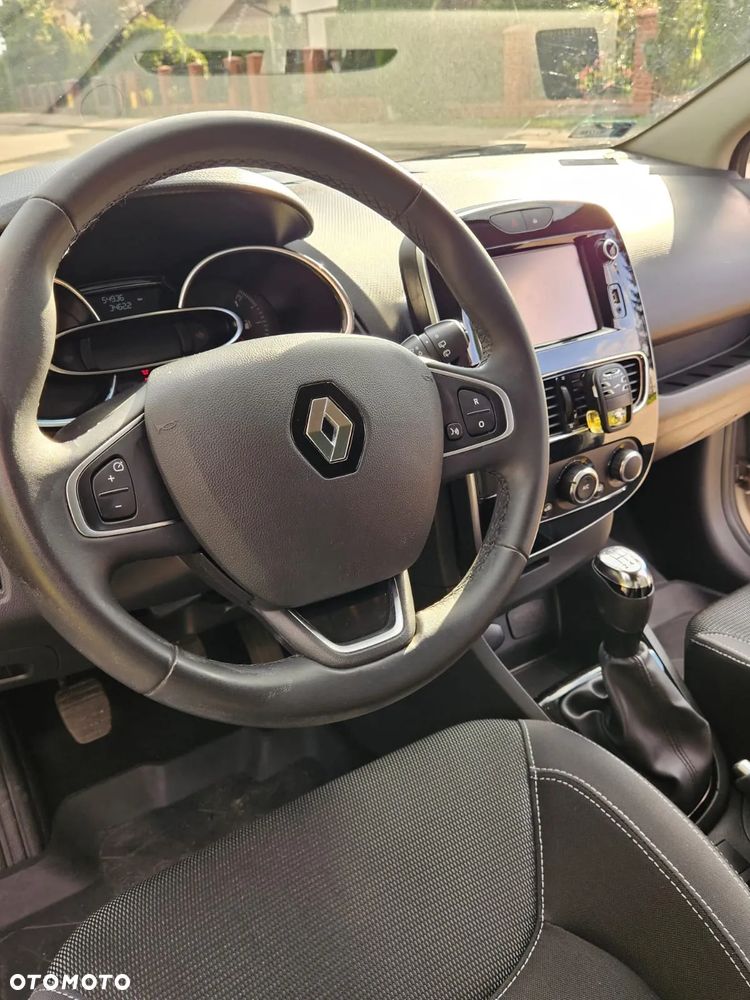 Renault Clio 1.2 16V Alize - 13