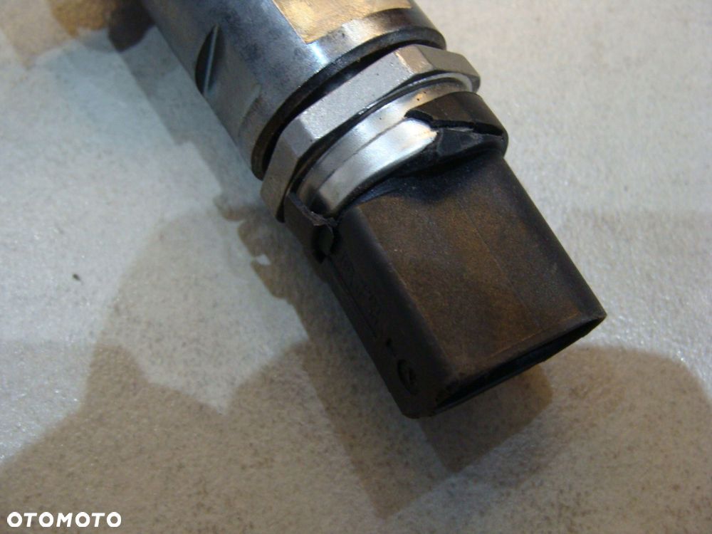 listwa wtryskowanowa 2.2 cdi a6510700495 !! - 4