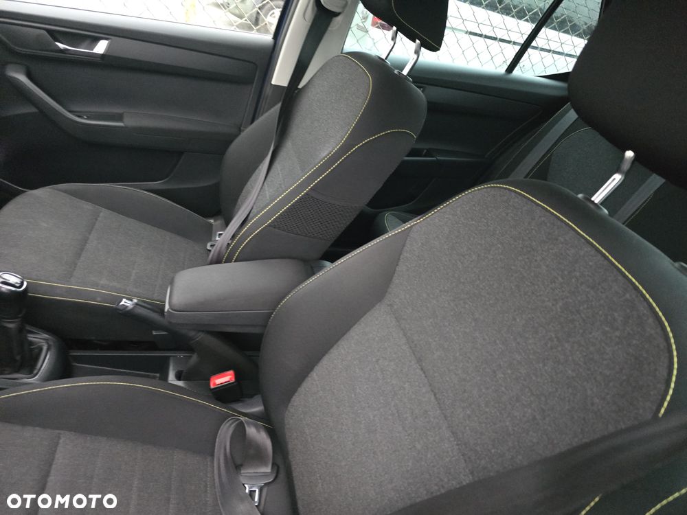 Skoda Fabia 1.0 MPI Edition - 9