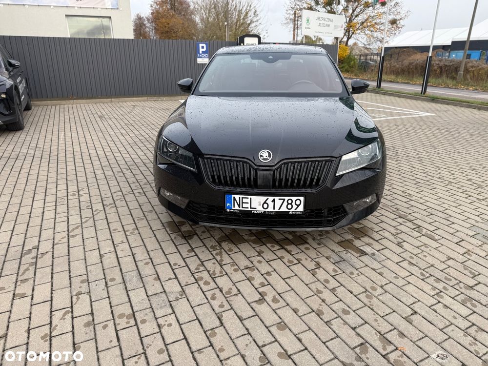 Skoda Superb 2019 photo 4