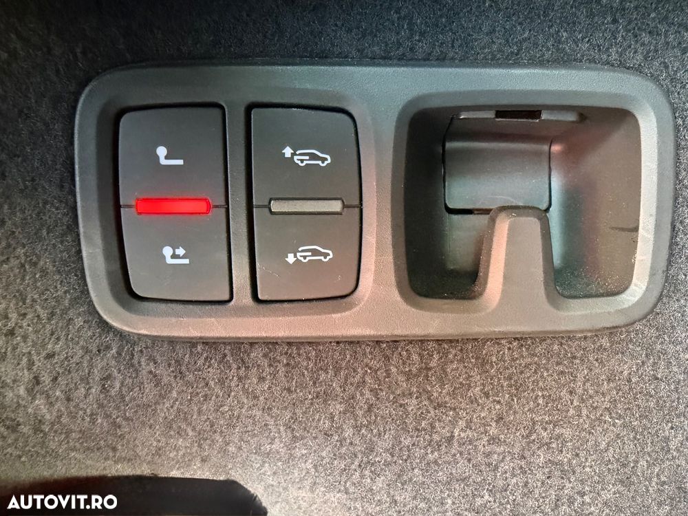 Audi Q8 3.0 45 TDI quattro Tiptronic MHEV - 31