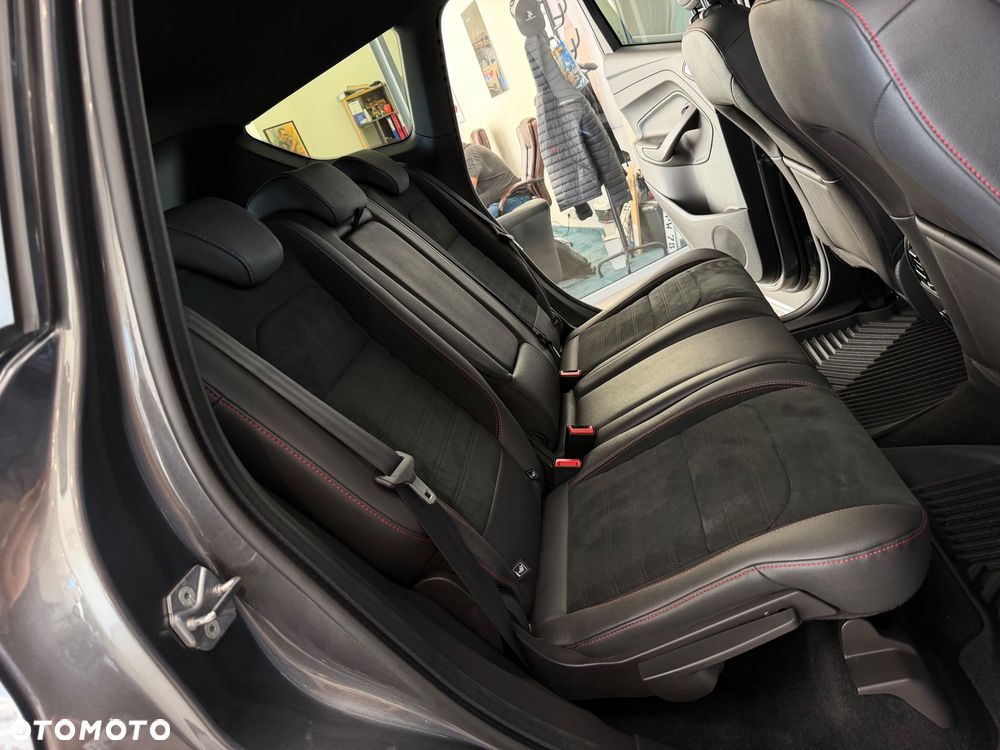 Ford Kuga 2.0 TDCi AWD ST-Line Black - 36
