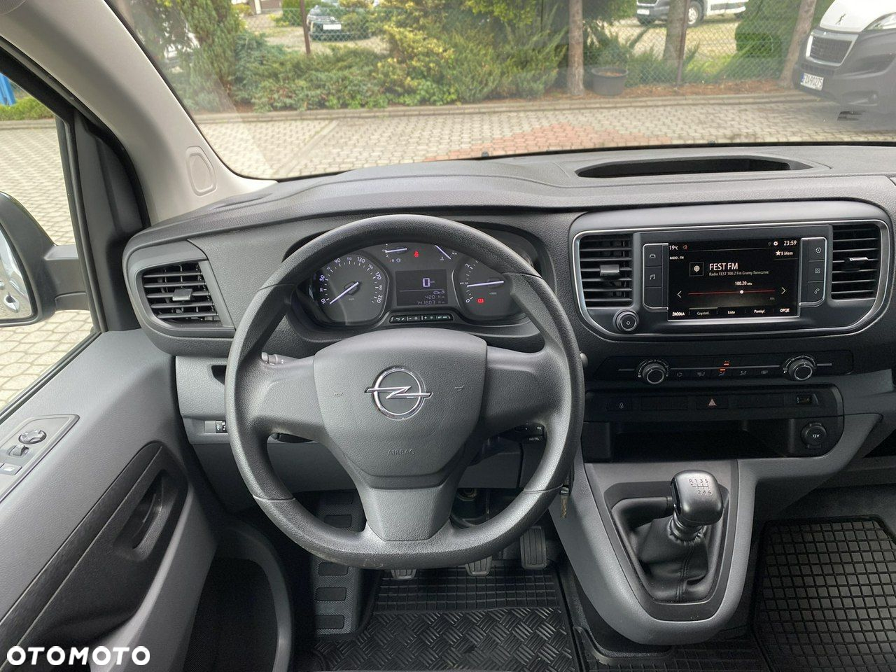 Opel Vivaro - 6