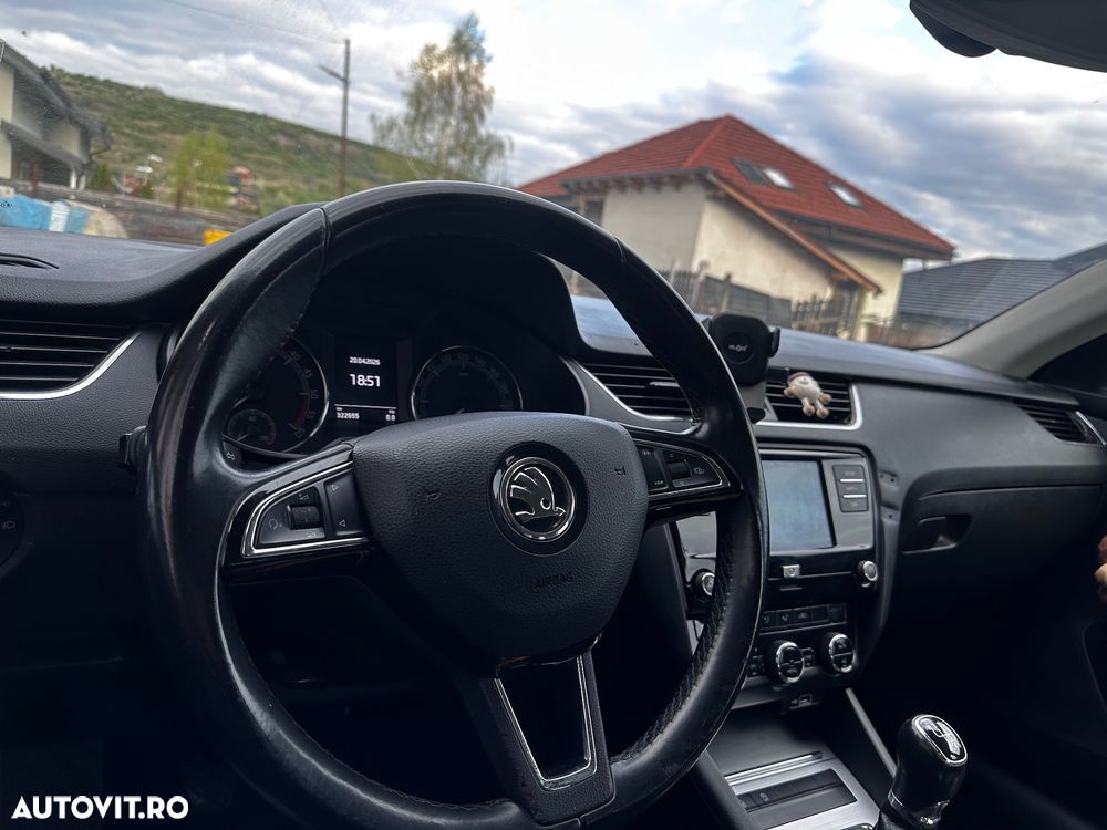 Skoda Octavia 2.0 TDI Ambition - 6