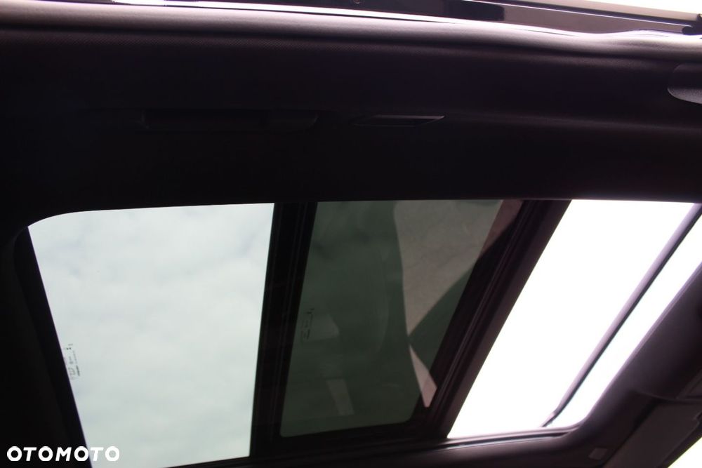 Peugeot 5008 - 32