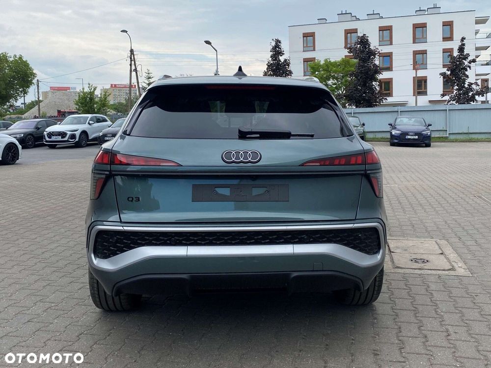 Audi Q3 - 4