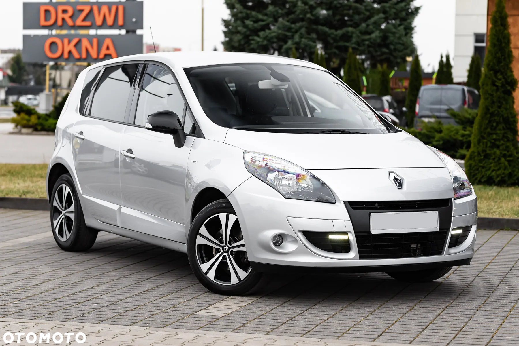 Renault Scenic 2.0 16V 140 CVT Bose Edition - 2
