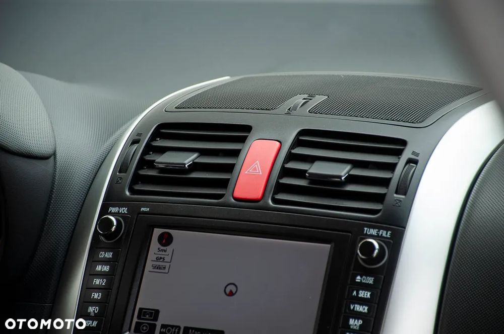 Toyota Auris 1.6 Executive - 20