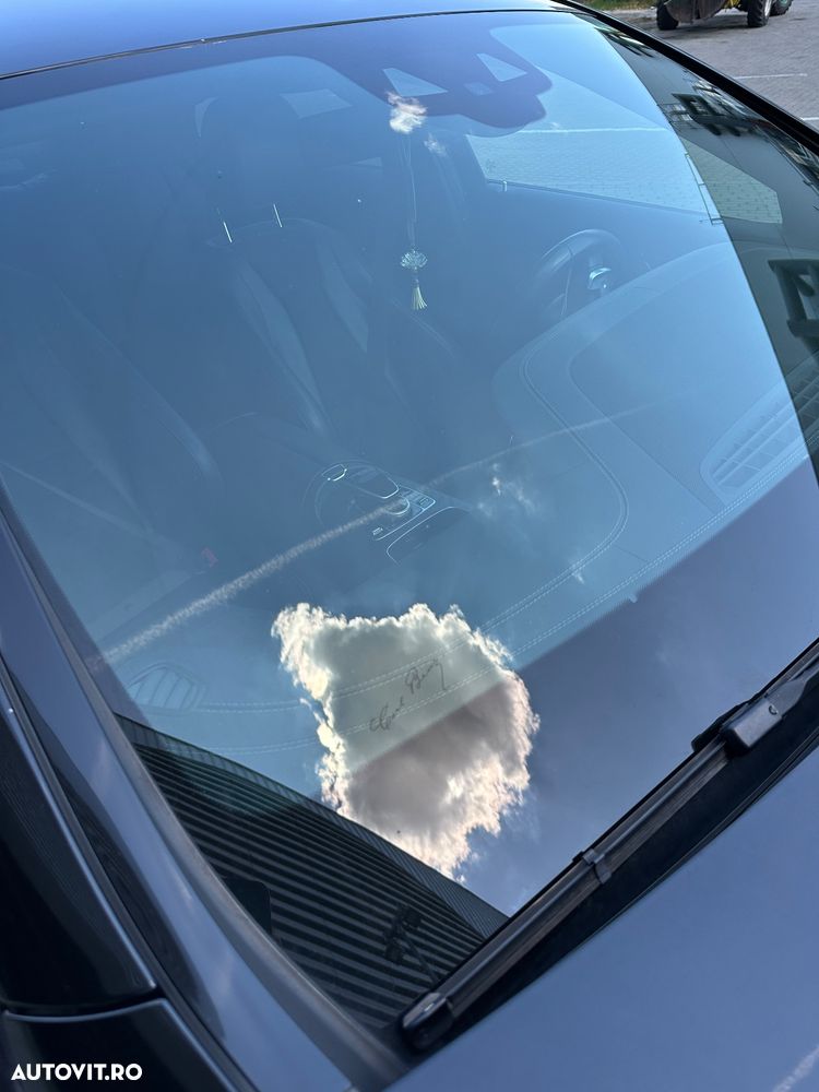 Mercedes-Benz E 200 4MATIC Aut. - 34