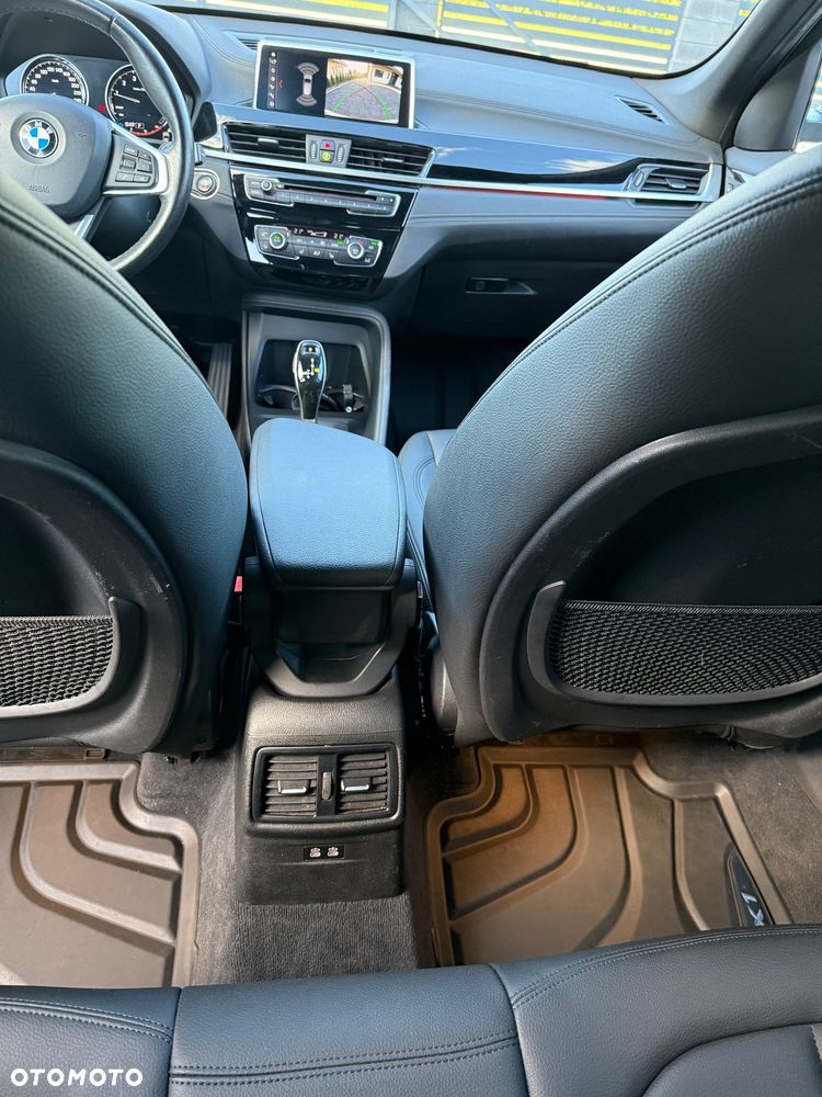 BMW X1 xDrive25i GPF xLine - 25