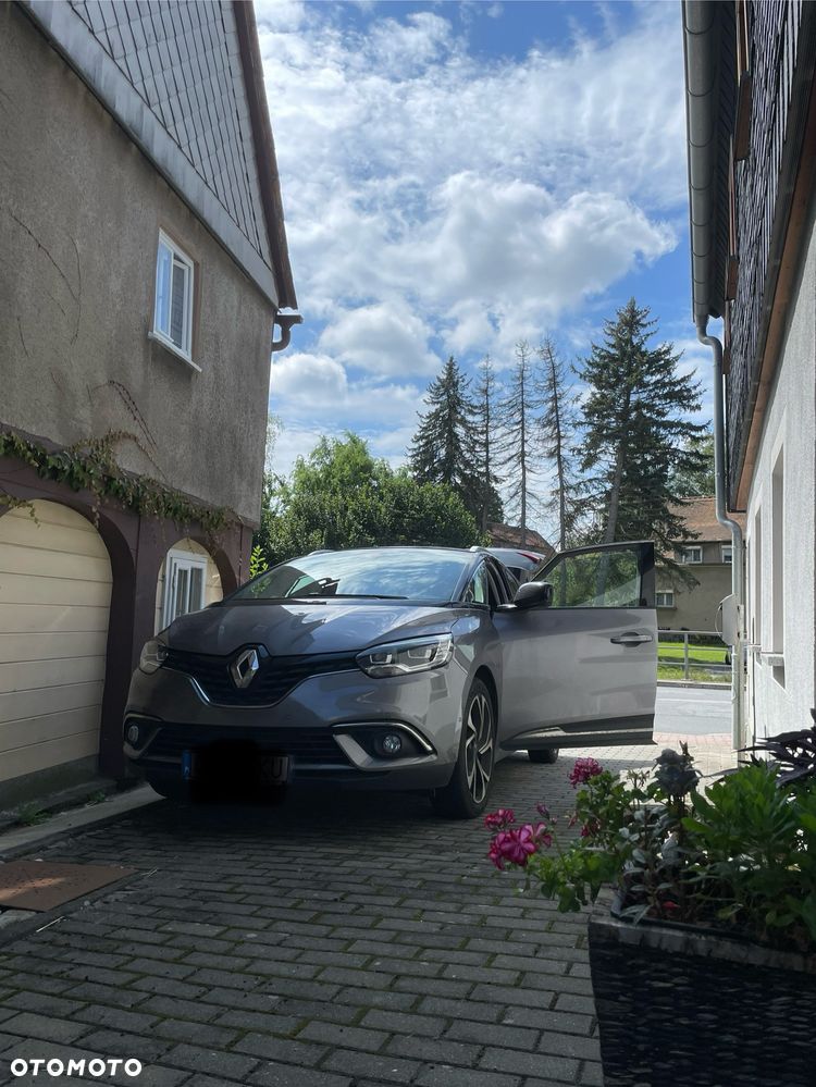 Renault Scenic 1.6 dCi Intens - 9