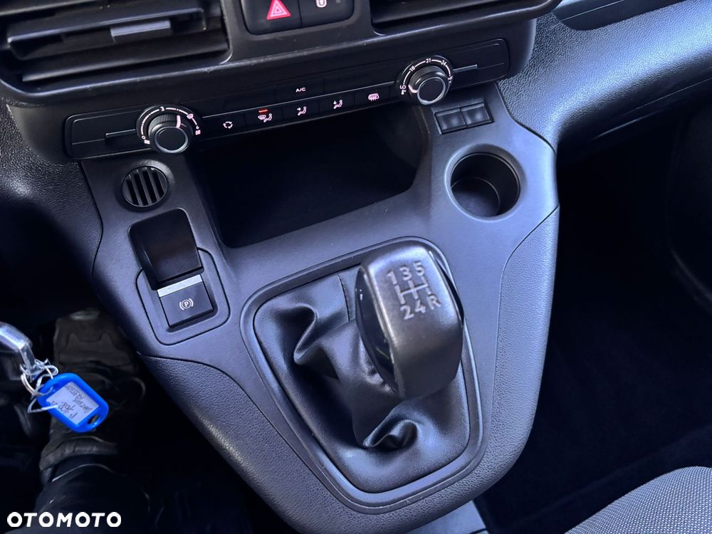 Peugeot Partner - 11