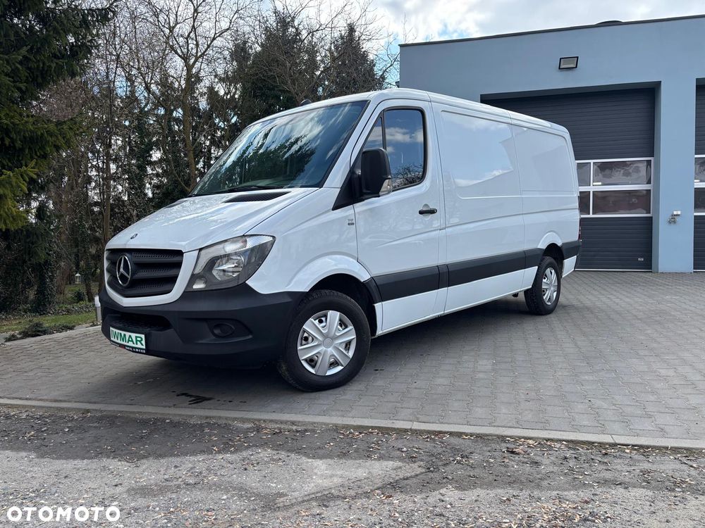 Mercedes-Benz Sprinter - 2