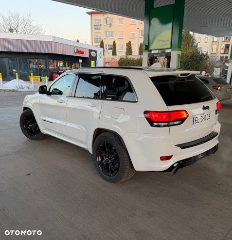 Jeep Grand Cherokee SRT - 2