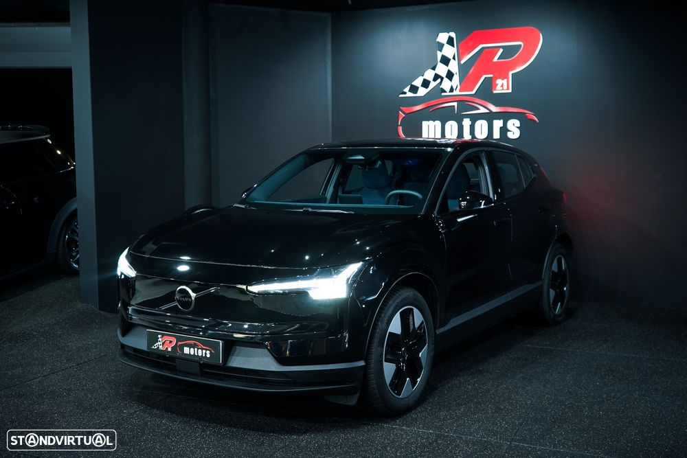 Volvo EX30 69 kWh Single Motor Extended Range Black Edition - 1