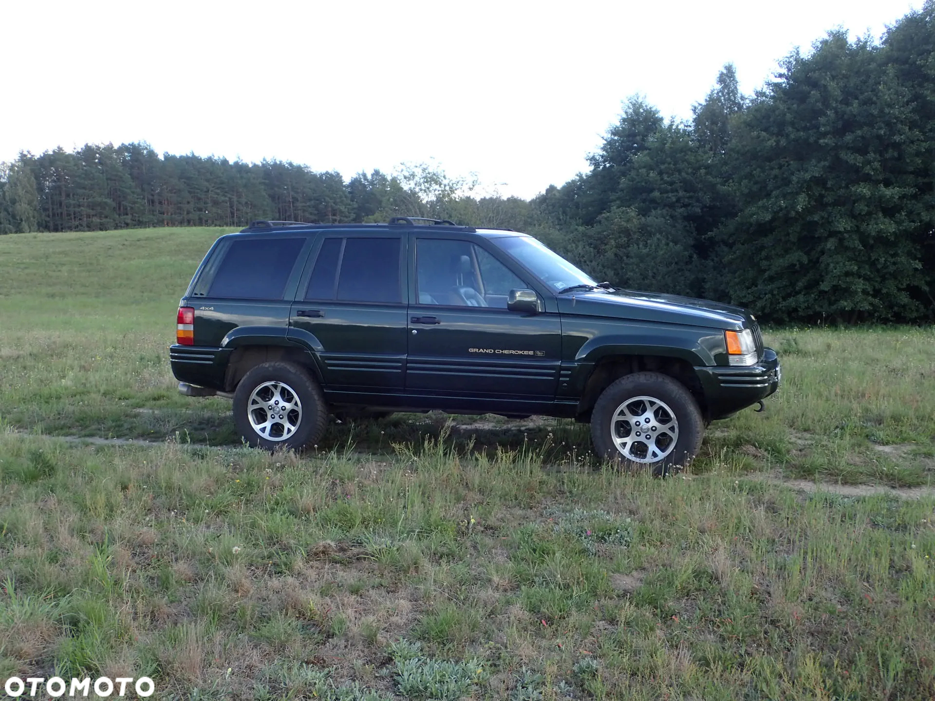 Jeep Grand Cherokee - 11