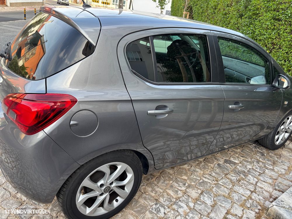 Opel Corsa 1.2 120 Anos - 3