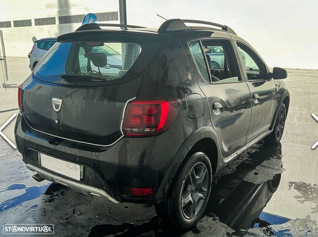 Dacia Sandero 1.5 dCi Stepway - 2