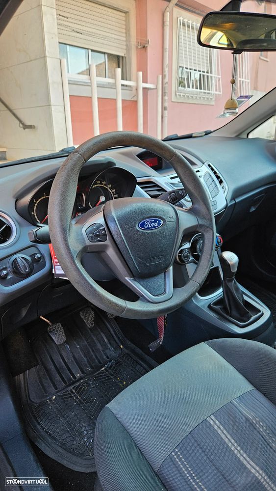 Ford Fiesta 1.4 TDCI - 6