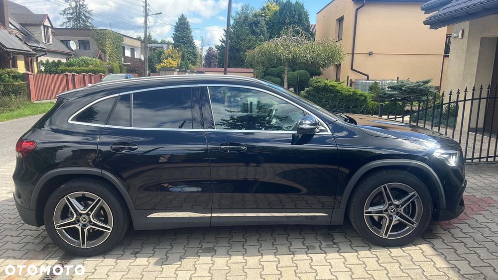 Mercedes-Benz GLA 200 AMG Line - 1