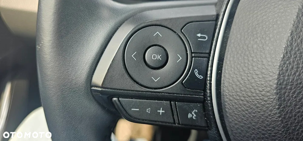 Toyota Corolla 1.8 Hybrid Comfort - 20