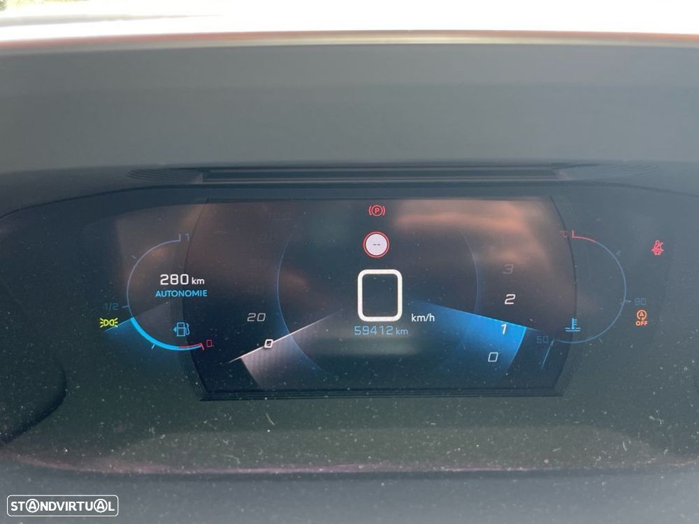 Peugeot 2008 1.2 PureTech Allure - 3