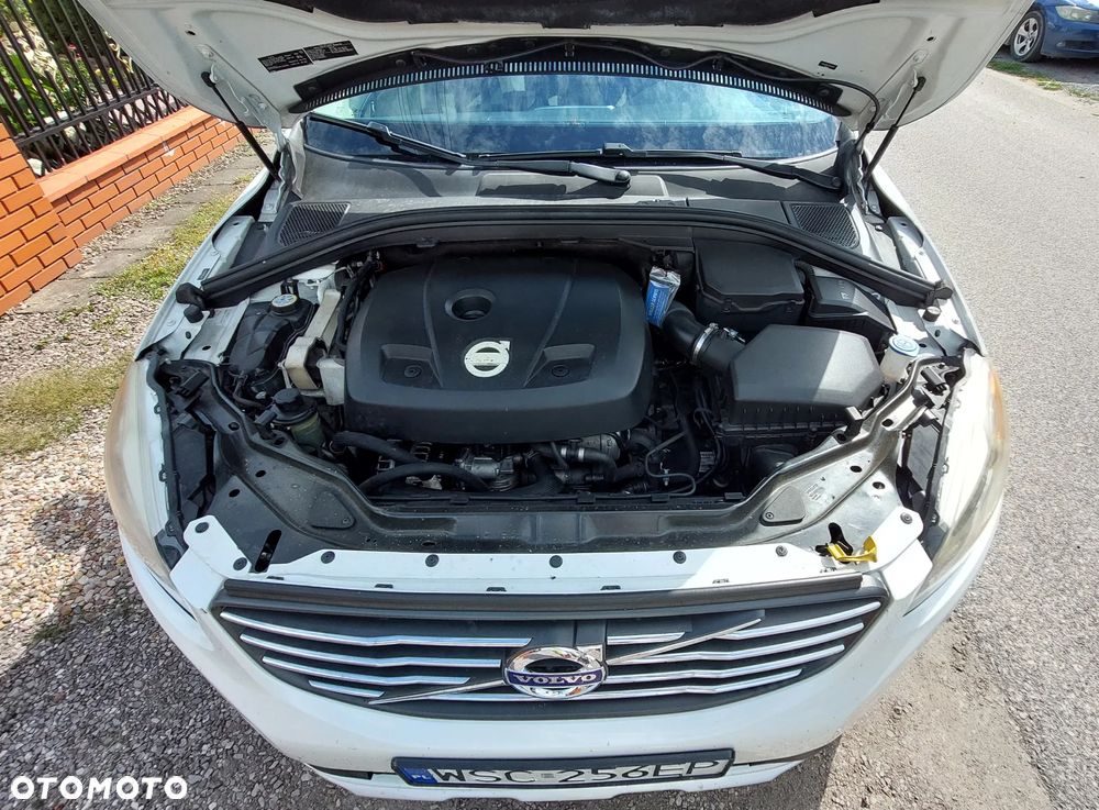 Volvo XC 60 T5 Drive-E Momentum - 14