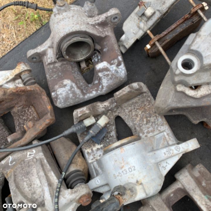 mercedes e 211 cls 219 zacisk tył zaciski przód - 3