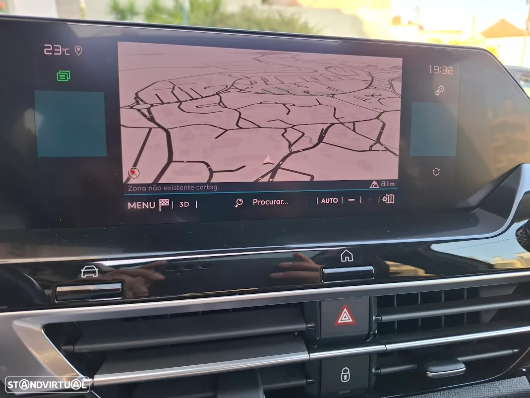 Citroën C4 PureTech 130 Stop&Start EAT8 SHINE - 17