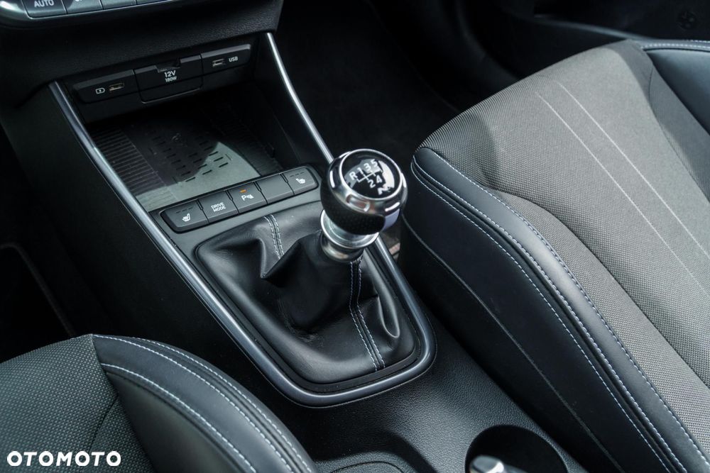 Hyundai i20 - 22