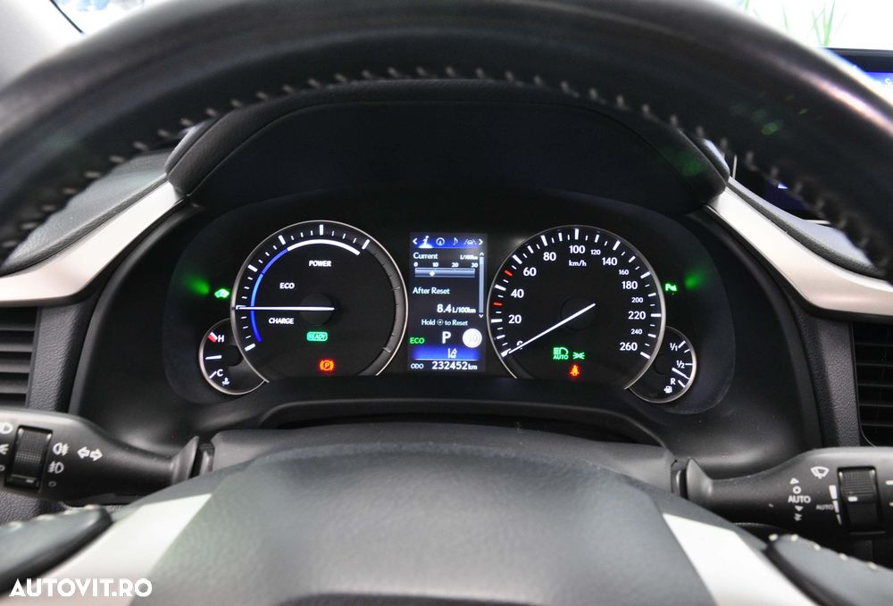 Lexus Seria RX - 23