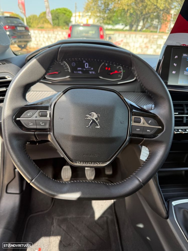 Peugeot 208 1.2 PureTech Active - 14
