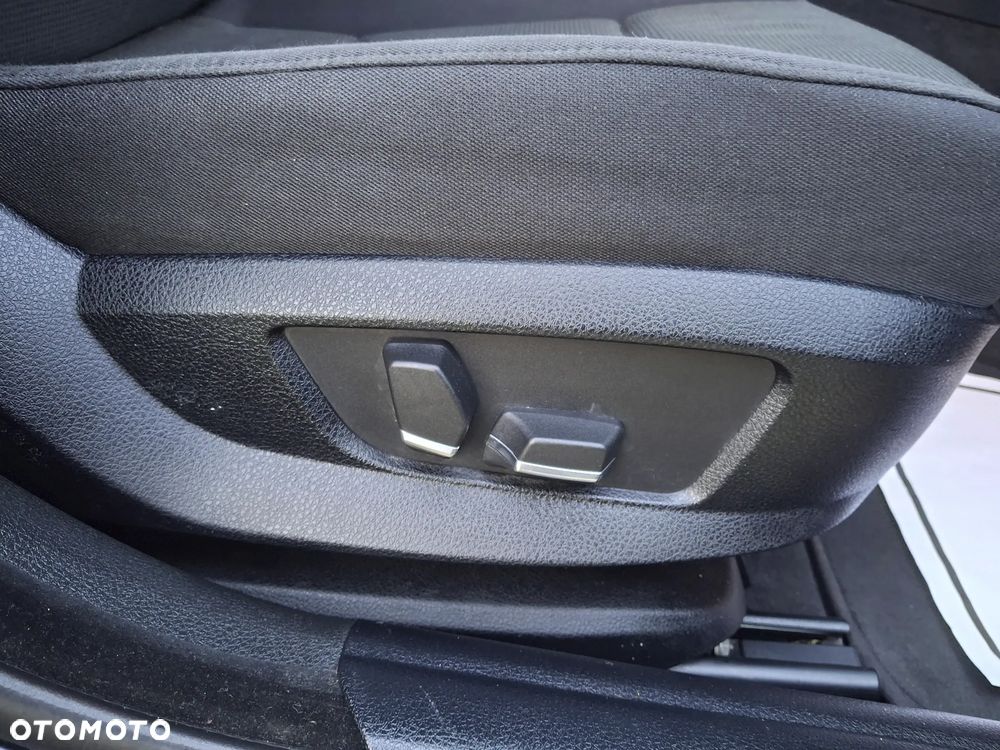 BMW Seria 5 520d - 18