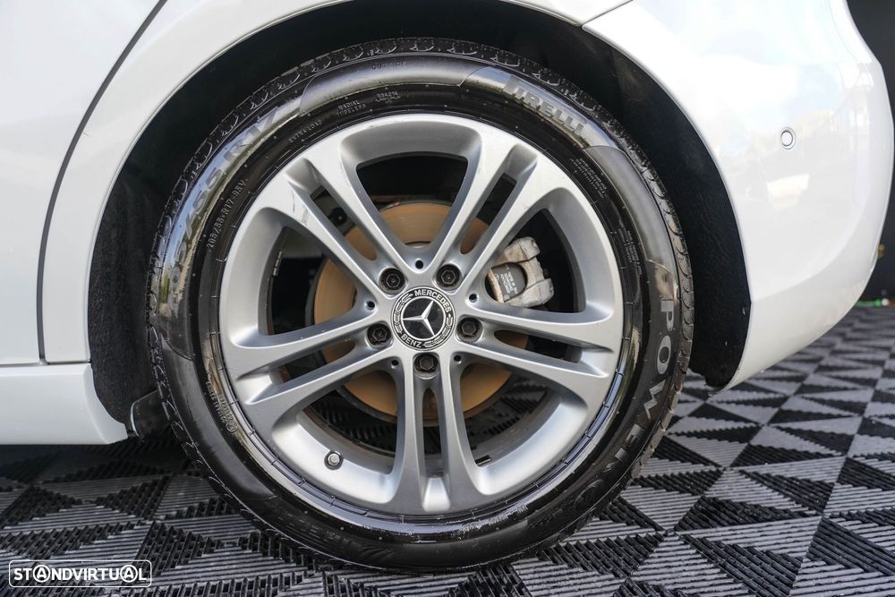 Mercedes-Benz A 180 d AMG Line Aut. - 44