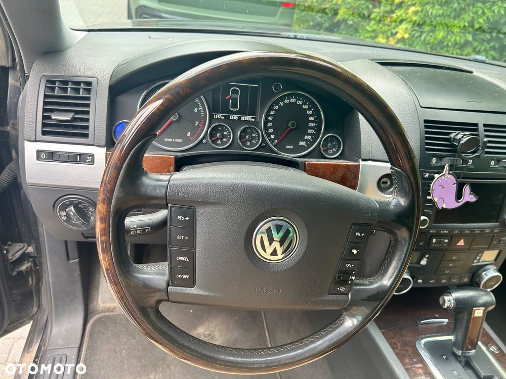 Volkswagen Touareg - 6