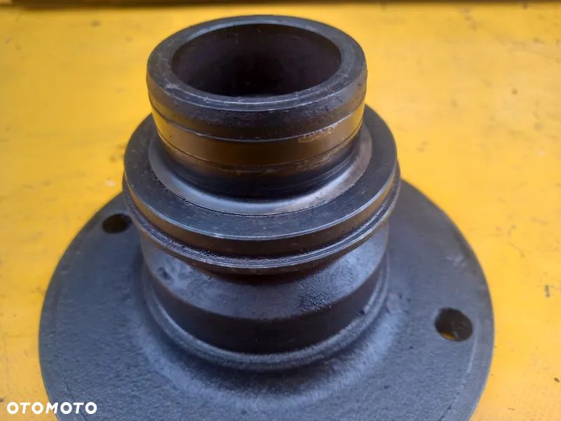 Flansza wału napędowego TLS mostu Dana Spicer 730 John Deere 6230 Premium - 3