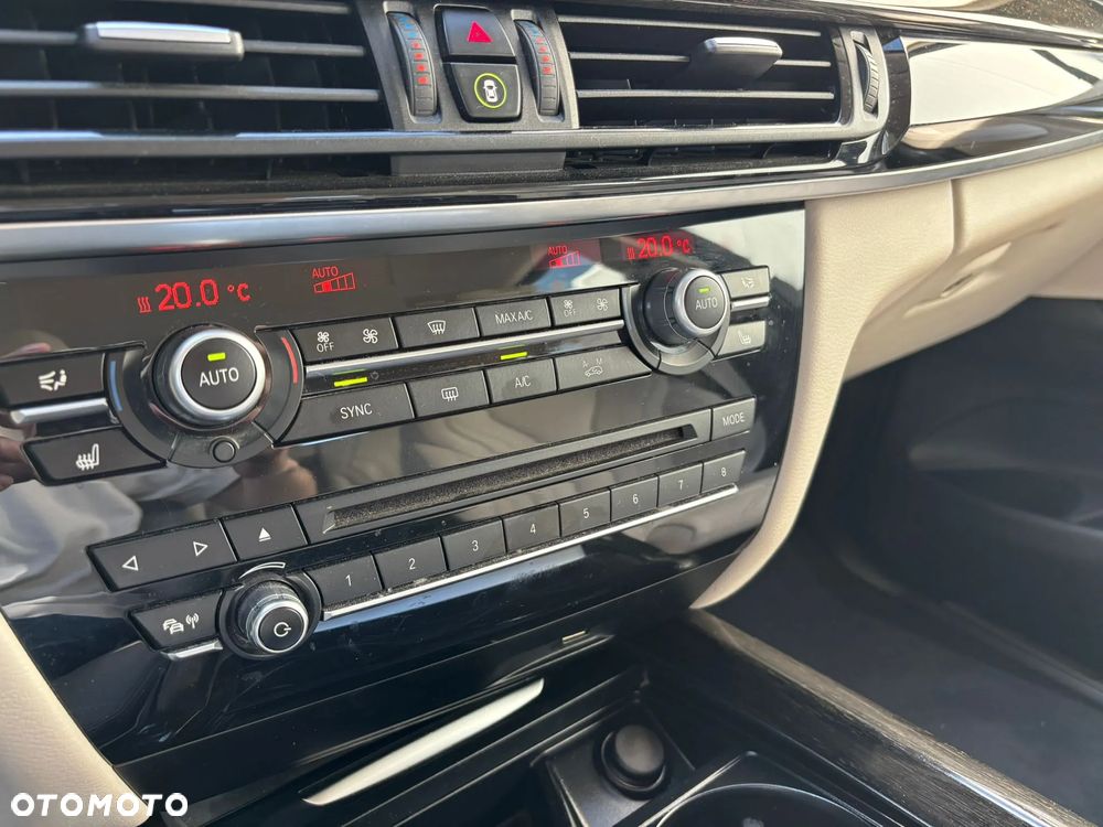 BMW X5 xDrive25d - 26